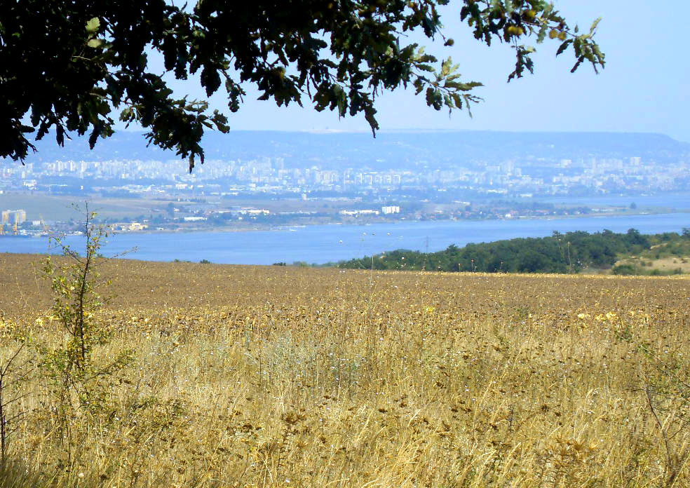 Varna property. Land Property with a view to varna City. Варна Имоти.
